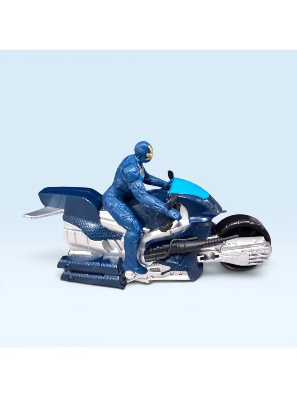 Avengers Ultimate Ultron VS. Iron Leader Iron Man With Motorcycle